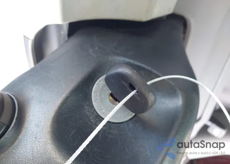 2012 Toyota Sienna Base V6 7 Passenger z USA, uszkodzony, nr VIN 5TDZK3DC0CS256616